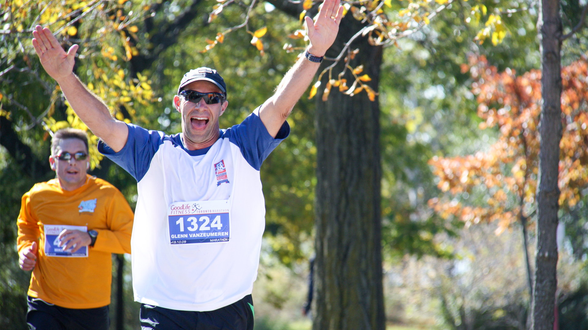 Stem cell recipient Glenn Van Zeumeren running Ironman triathlon