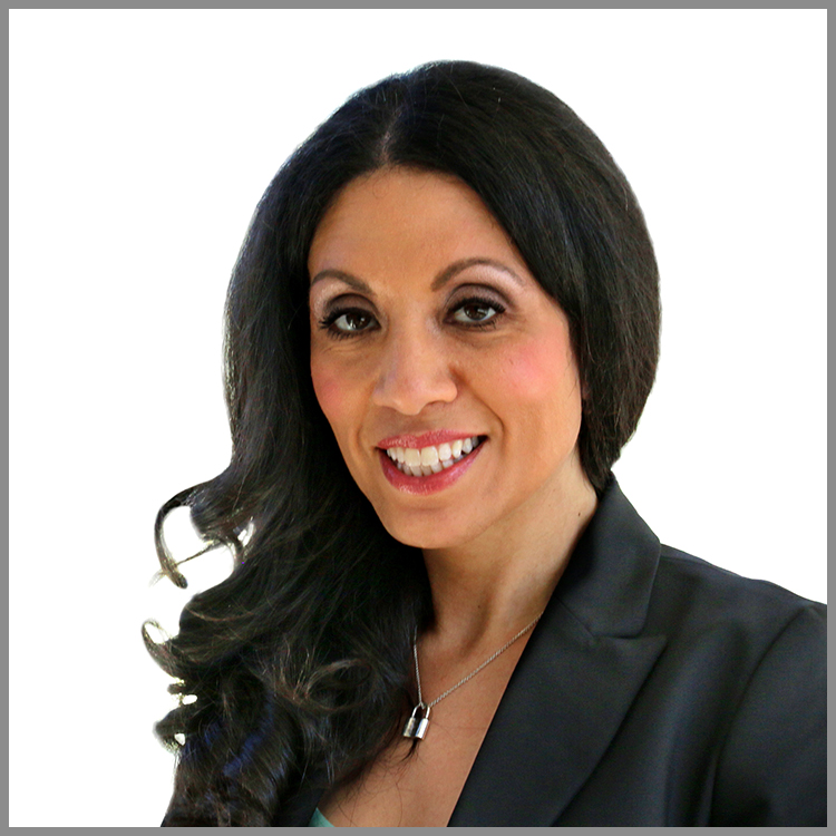 A headshot of Dr. Heidi Elmoazzen, director of stem cells at Canadian Blood Services.
