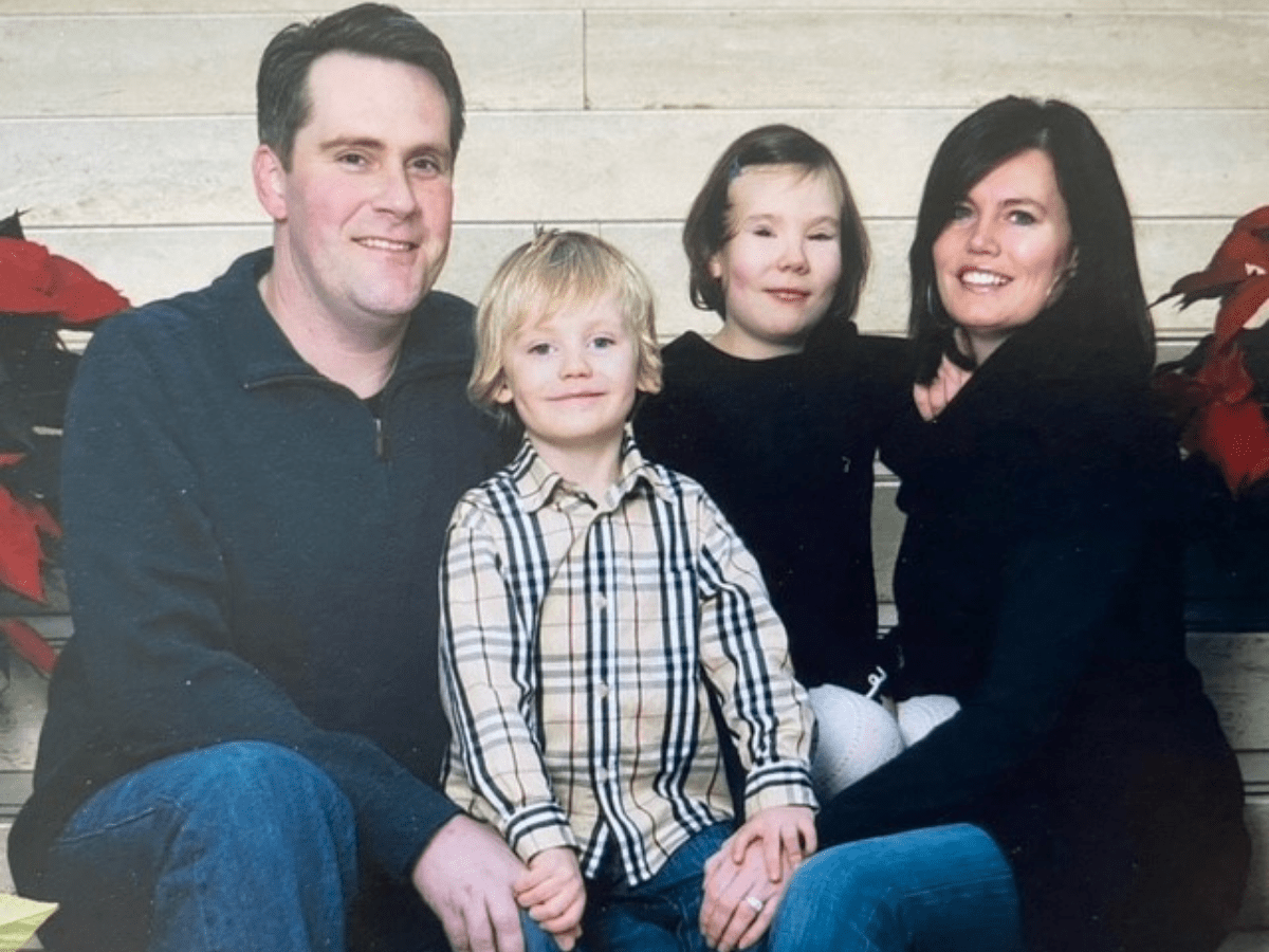 Blood product recipient, Trish Ganam, with her family