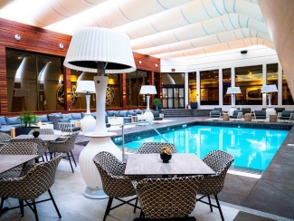 Couples_Hotel_Arts