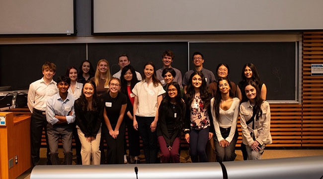 Group photo with CBR summer students