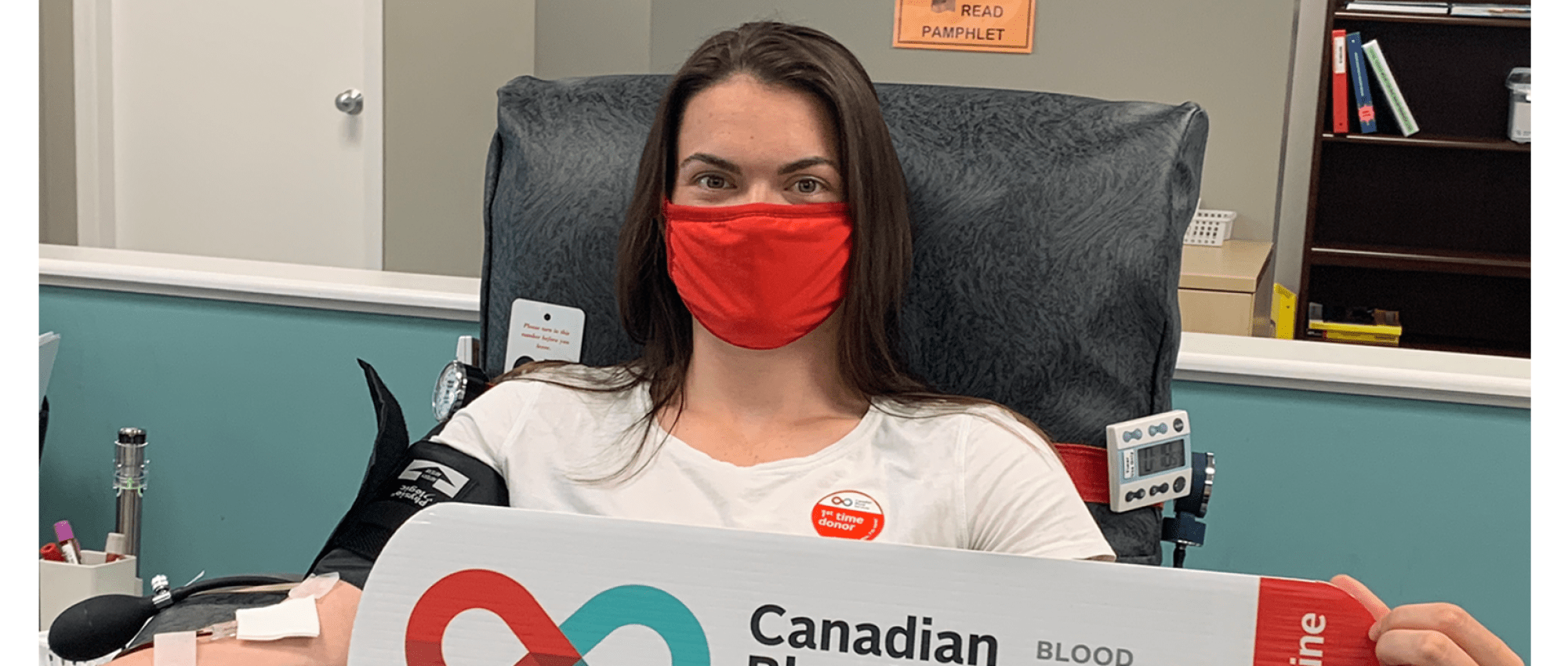 Blayre Turnbull of Canada’s national women’s hockey team donated blood in June. 