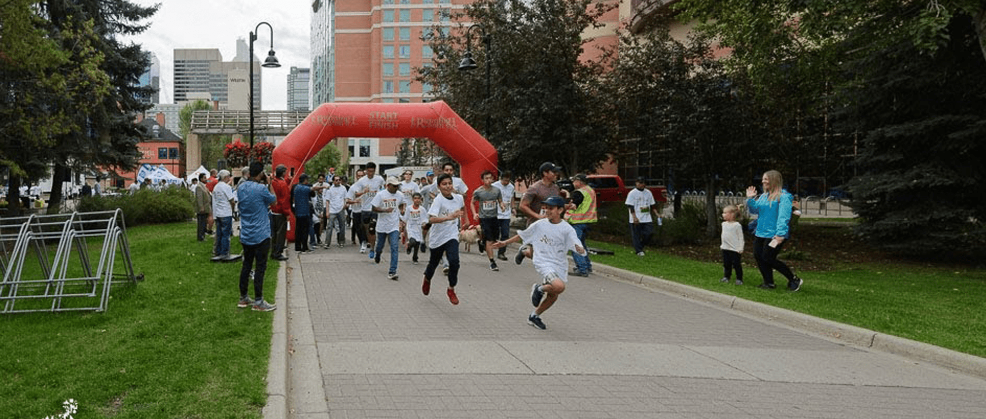 unners take off from the starting line during last year’s Run for Calgary event on Sept.14, 2019